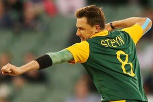 రెండేళ్ల తర్వాత వన్డే జట్టులోకి పునరాగమనం చేసిన డేల్‌ స్టెయిన్‌