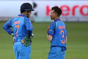 ధోనీ రివ్యూ సిస్టమ్ మళ్లీ వర్కౌట్ అయింది!!