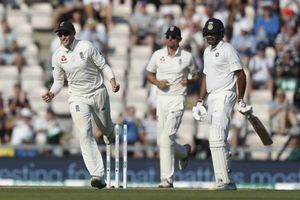 సిరీస్‌ను చేజేతులారా కోల్పోయిన టీమిండియా.. నిరాశపరచిన 4వ టెస్టు