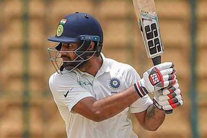 ఐదో టెస్టు: డకౌట్ నుంచి తప్పించుకున్న ఆంధ్ర కుర్రాడు హనుమ విహారి