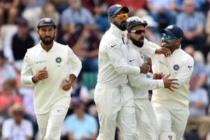 4th Test, Day 2: భారత్ 273 ఆలౌట్, ఆధిక్యం 27 పరుగులు