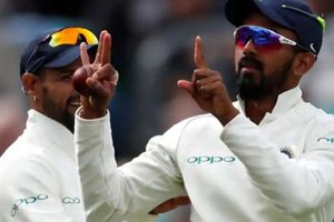 13 ఏళ్ల రికార్డు బద్దలు: ద్రవిడ్ రికార్డుని సమం చేసిన కేఎల్ రాహుల్