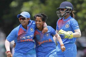 లంకపై మరో సిరీస్‌లోనూ గెలుపును మొదలెట్టిన టీమిండియా