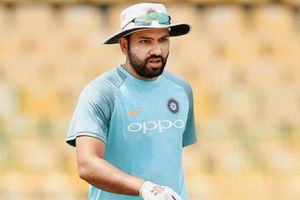 మొహమ్మద్ అమీర్ బౌలింగ్‌ను రోహిత్ ఎదుర్కోగలడా?