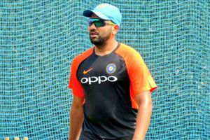 పాక్ చేతిలో ఓడితే కష్టమే!: కెప్టెన్‌గా రోహిత్‌ శర్మ మళ్లీ నిరూపించుకుంటాడా?