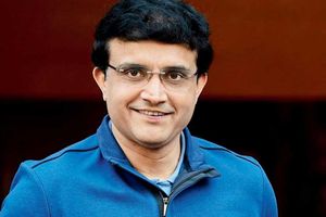 కోచ్ ఎప్పుడూ కెప్టెన్ వెనుక స్థానంలో ఉండాలి: గంగూలీ