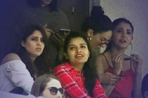 క్రికెటర్ల భార్యలను పర్యటనలకు అనుమతించాల్సిందే..!!