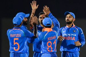 నాల్గో వన్డేలో టీమిండియా ప్లేయర్ల రేటింగ్