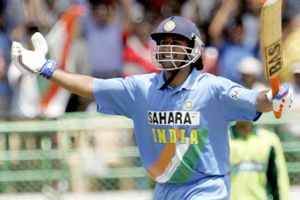 On this day 2005: వన్డే మ్యాచ్‌లో ధోనీ అప్పటి విధ్వంసం