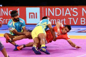 మరోసారి పరాజయానికి గురైన తెలుగు టైటాన్స్