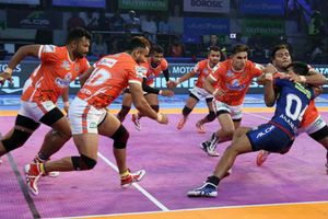 ప్రో కబడ్డీ: చివరి వరకు ఉత్కంఠ, యూపీ-బెంగాల్‌ మ్యాచ్‌ టై