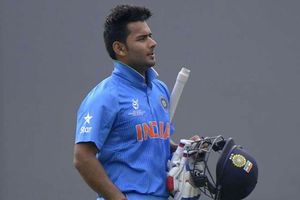 నీ కెప్టెన్సీలో ఆడటం మాకెంతో అదృష్టం: పంత్