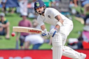 ఇంజమామ్‌ రికార్డుకు అడుగుదూరంలో నిలిచిన కోహ్లీ