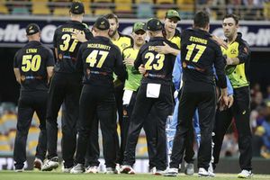 1st T20I: 4 పరుగుల తేడాతో భారత్ ఓటమి, బెస్ట్ మీమ్స్ ఇవే