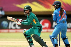 మ్యాచ్ మొదలుకావడానికి ముందే 10 పరుగులతో భారత్