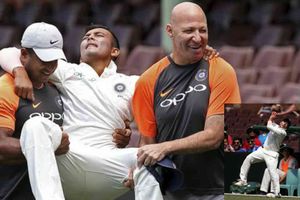 ప్రాక్టీస్ మ్యాచ్‌లో పృథ్వీ షా కాలికి గాయం, తొలి టెస్టుకు డౌటే!!