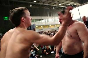 కొట్టొచ్చు, కొట్టించుకోవచ్చు..చెంపదెబ్బల ఛాంపియన్‌షిప్ (వీడియో)