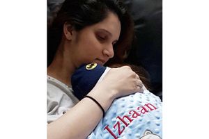 బాబుతో మధురమైన క్షణాలు: ట్విట్టర్‌లో సానియా మిర్జా