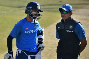 బీసీసీఐ కీలక నిర్ణయం: టీ20 సిరిస్ జరుగుతున్నా... సిడ్నీకి బ్యాటింగ్ కోచ్