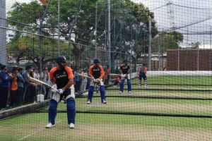 బ్రిస్బేన్ మైదానంలో ప్రాక్టీసు చేస్తోన్న టీమిండియా