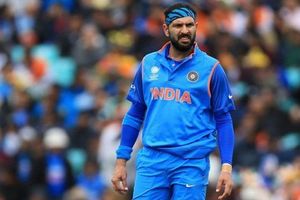 'రైనా.. రాయుడులా యువీ కూడా చెన్నైతో కలవాలి'