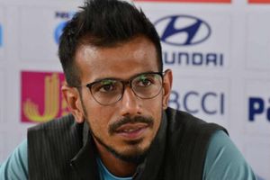 టీమిండియాలో ముగ్గురు బిగ్ బ్రదర్స్ ఎవరో తెలుసా?: చాహల్ వెల్లడి