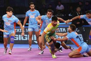 ప్లే ఆఫ్‌లోకి బెంగాల్ వారియర్స్, ఆశలు సజీవంగా యూపీ