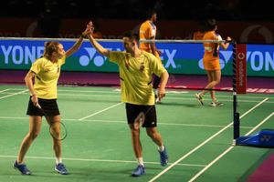 ఘనంగా బోణీ చేసి.. ఏకపక్షంగా గెలిచిన చెన్నై స్మాషర్స్‌