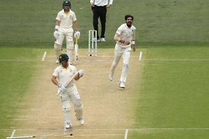 నేను అవుట్ అయ్యానా!!.. అయోమయంలో ఫించ్(వీడియో)