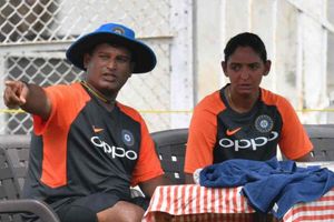 పొవారే మాకు కోచ్‌గా కావాలి: కెప్టెన్, వైస్ కెప్టెన్