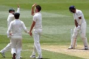 బాక్సింగ్ డే టెస్టులో 4వికెట్లు కోల్పోయిన టీమిండియా