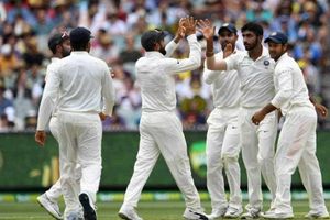 భారీ ఆధిక్యంలో భారత్.. 151కే కుప్పకూలిన ఆసీస్