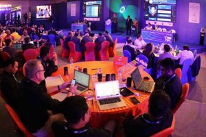 ఐపీఎల్ 2019 వేలం: అత్యధిక ధర పలికిన విదేశీ ఆటగాడు ఎవరో తెలుసా?