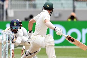 బాక్సింగ్ డే టెస్ట్: వికెట్ కీపింగ్‌లో ధోనిని మరపిస్తోన్న పంత్