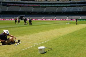 పేస్, బౌన్సింగ్‌కు అతిగా సహకరిస్తే!: పెర్త్ పిచ్‌పై కోహ్లీ అభిప్రాయమిదీ!