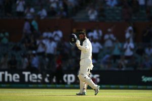 పూజారా స్లో సెంచరీపై విమర్శలు గుప్పిస్తున్న రిక్కీ పాంటింగ్