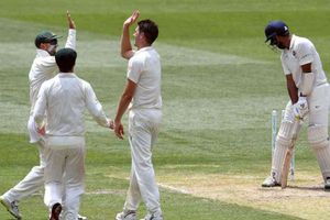 బాక్సింగ్ డే టెస్టు 2వ ఇన్నింగ్స్‌లో డకౌట్: సచిన్ సరసన పుజారా