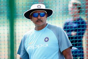 రవి శాస్త్రి 'చైల్డిష్' వ్యాఖ్యలపై మండిపడ్డ గంభీర్