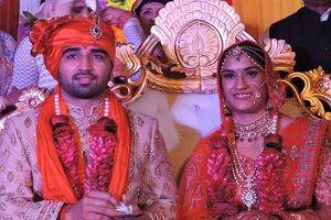 వివాహ బంధంతో ఒక్కటైన వినేశ్‌ ఫోగాట్-సోమ్‌వీర్‌ (ఫోటోలు)