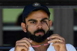 'కోహ్లీ అంతటి వాడే ఇలా చేయడం సిల్లీగా ఉంది'