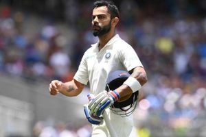 'కోహ్లీ గురించి సుప్రీం కోర్టులో కేసు వేయండి'