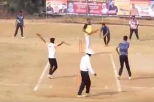 ఒక్క బంతికి 6 పరుగులు: ఉత్కంఠ, చివరకు ఏం జరిగిందంటే! (వీడియో)