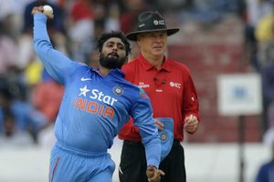 అనుమానాస్పదం: అంబటి రాయుడిపై ఐసీసీ వేటు