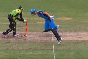 బీబీఎల్: బిల్లీ స్టాన్‌లేక్ కామెడీ రనౌట్ వీడియోని చూశారా?