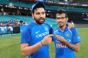 సిడ్నీలో సెంచరీపై రోహిత్ శర్మను ఇంటర్యూలో చేసిన చాహల్ (వీడియో)