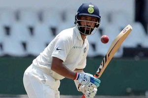 పుజారాకి అవమానం: 'ఛీటర్' అంటూ అభిమానుల నినాదాలు (వీడియో)