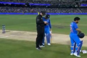 ప్రపంచ క్రికెట్లో బెస్ట్ బ్రెయిన్‌ ధోనీదే అని ఎందుకు అంటారో తెలుసా! (వీడియో)