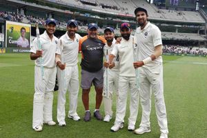 నమ్మశక్యంగా లేదు: ఇండియన్ పేస్ బౌలింగ్‌పై కపిల్ దేవ్