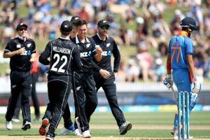 బంతుల పరంగా వన్డే చరిత్రలోనే టీమిండియాకు అతిపెద్ద ఓటమి