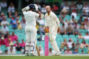 పూజారా నీకు బోర్ కొట్టడం లేదా.. ? : నాథన్ లయాన్